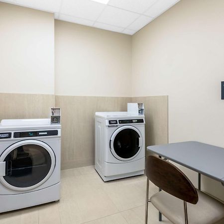 Hilton Garden Inn לונגמונט מראה חיצוני תמונה