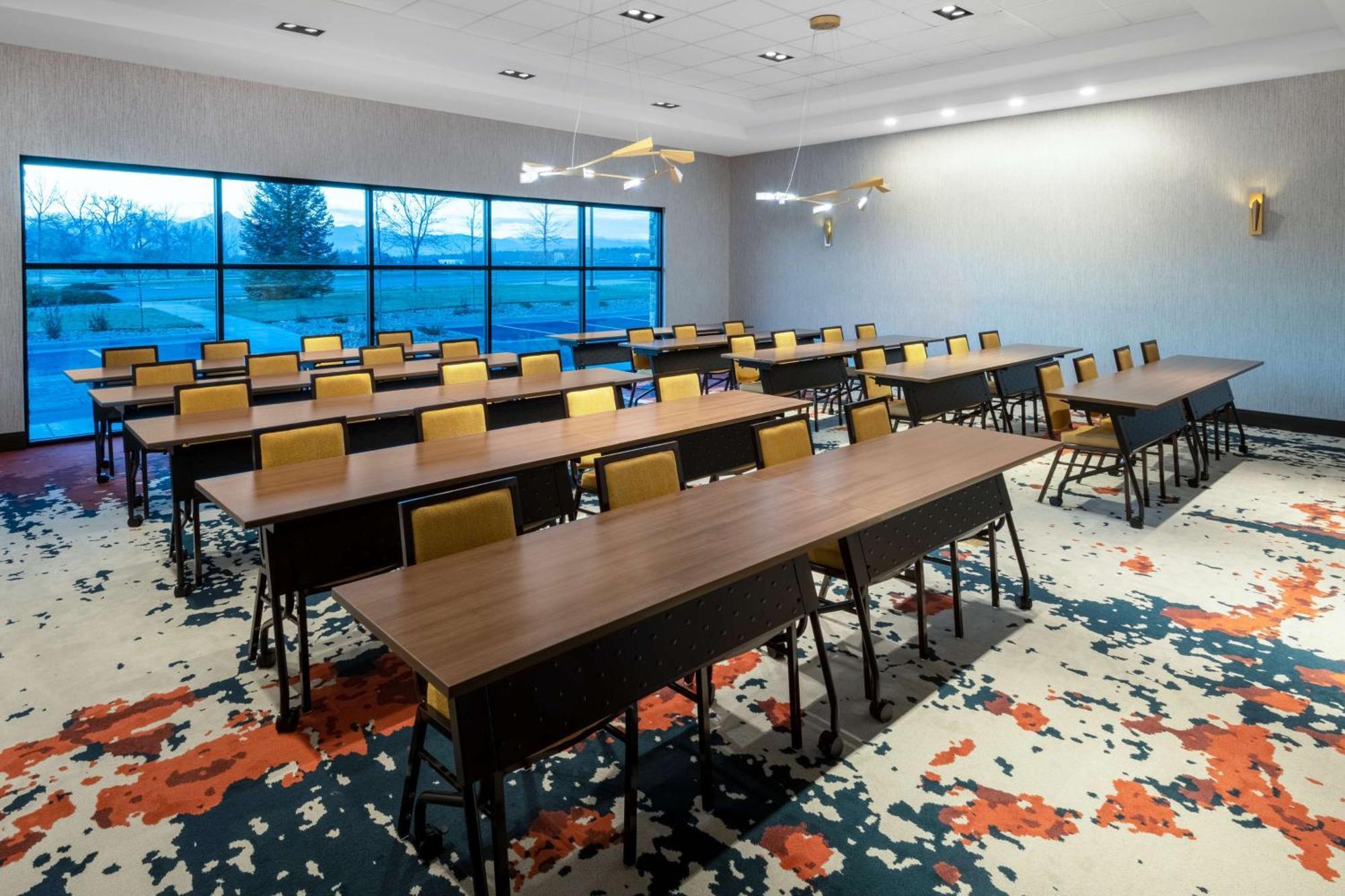 Hilton Garden Inn לונגמונט מראה חיצוני תמונה