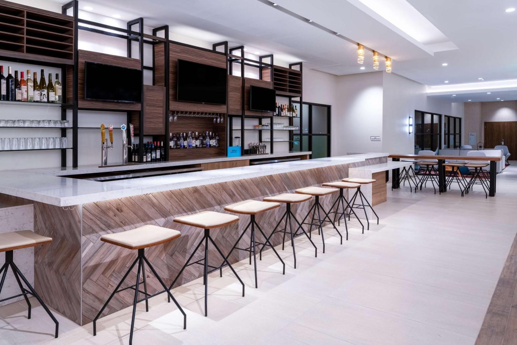 Hilton Garden Inn לונגמונט מראה חיצוני תמונה